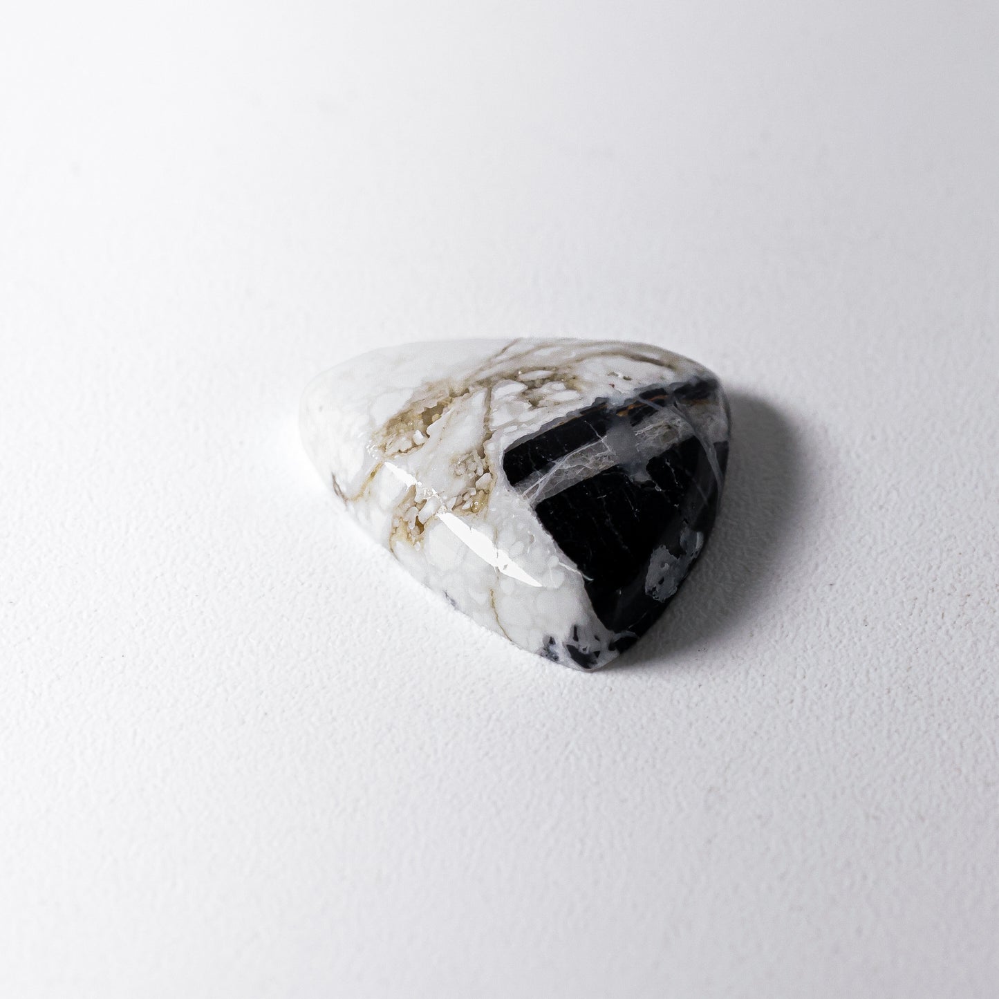 White Buffalo Cabochon Nevada